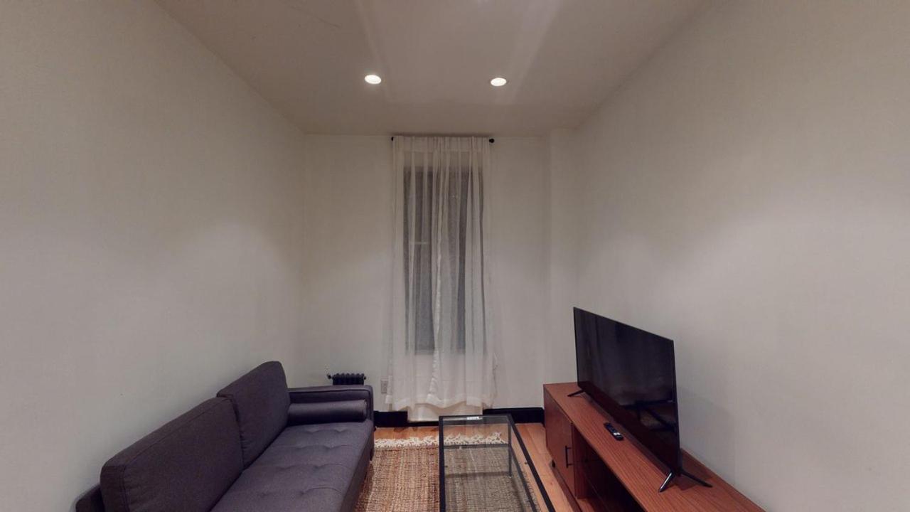 717: East Village Apartamento *
